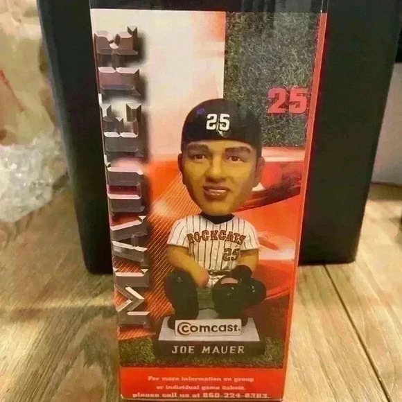 Joe Mauer Bobble Head - Picture 3 of 5